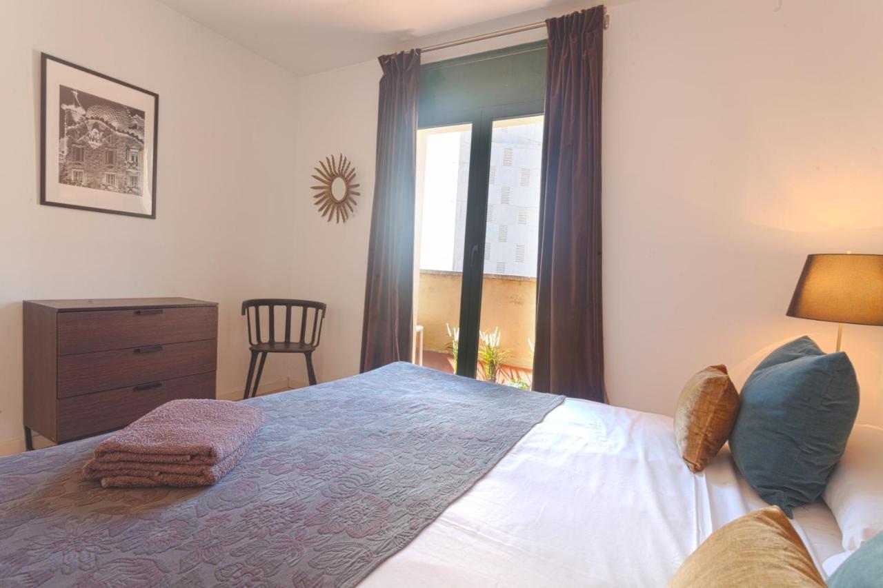 Plaza Catalunya City Center Apartments Барселона Экстерьер фото