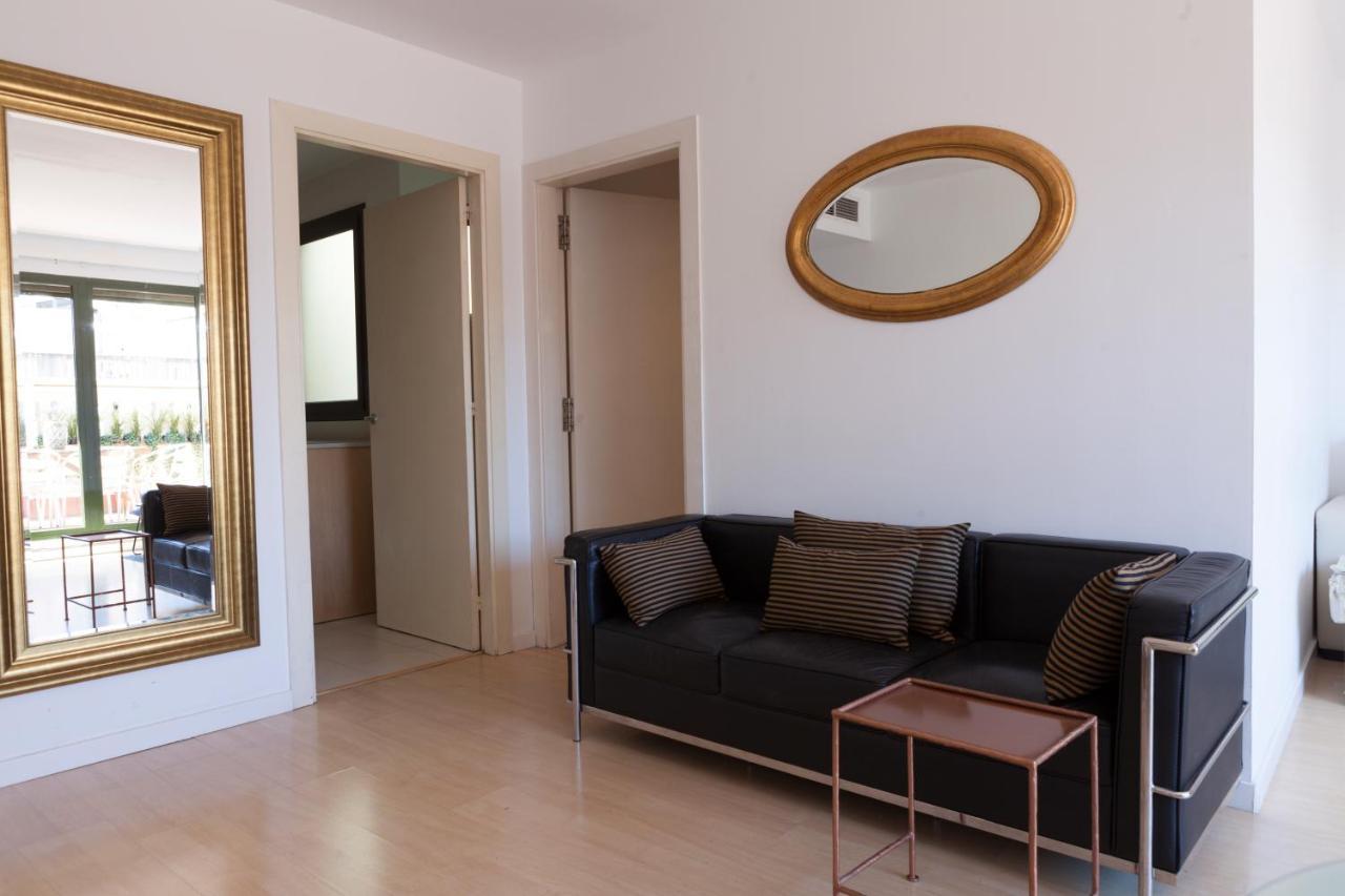 Plaza Catalunya City Center Apartments Барселона Экстерьер фото