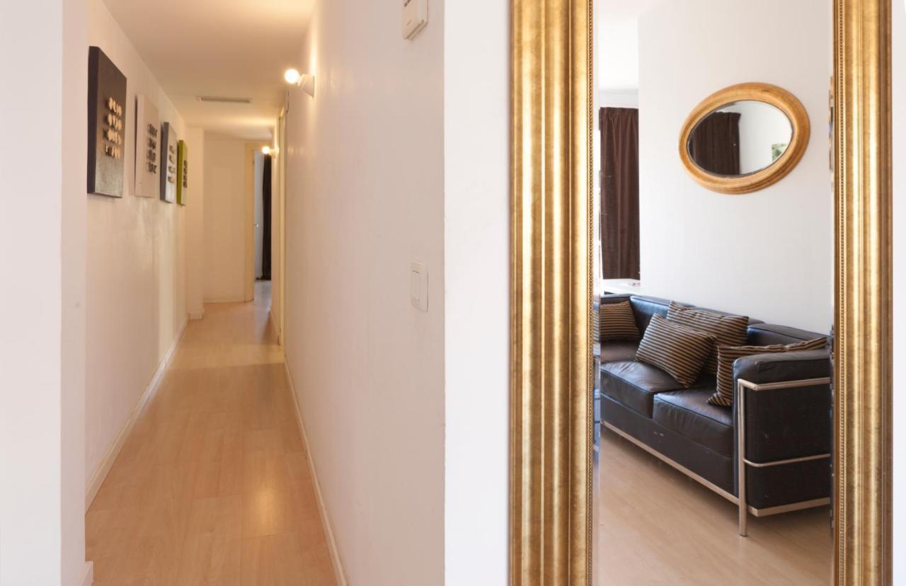 Plaza Catalunya City Center Apartments Барселона Экстерьер фото