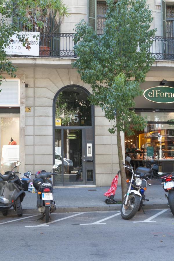 Plaza Catalunya City Center Apartments Барселона Экстерьер фото