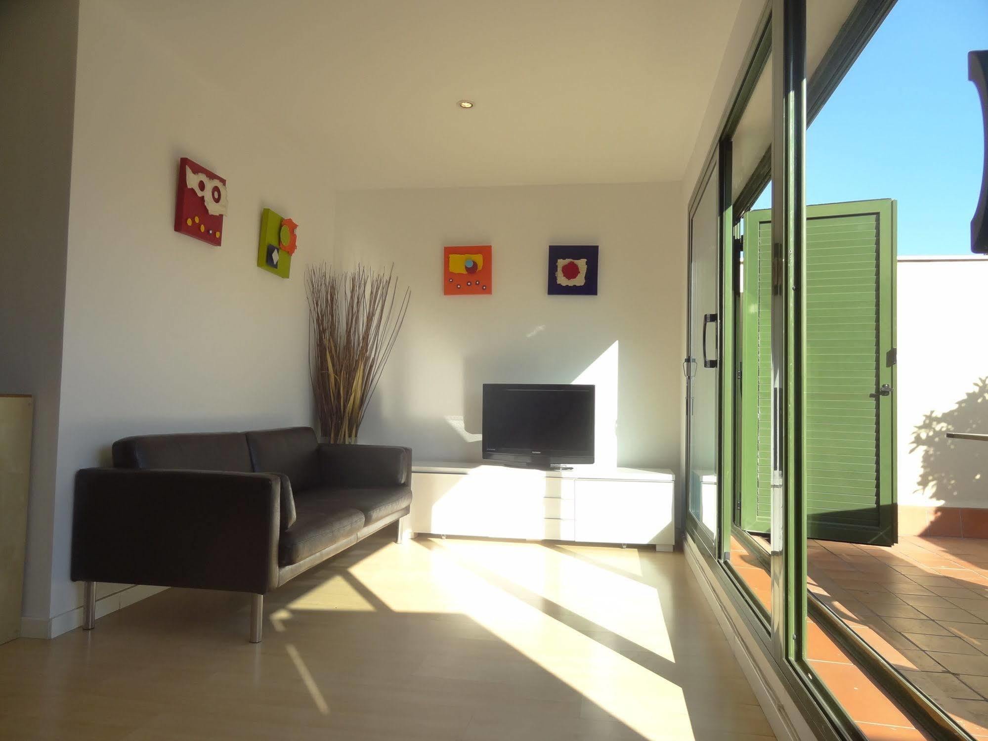 Plaza Catalunya City Center Apartments Барселона Экстерьер фото